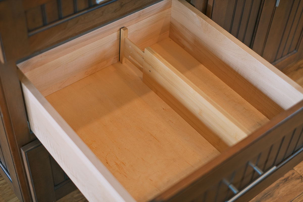 Expandable drawer dividers organizing deep drawer